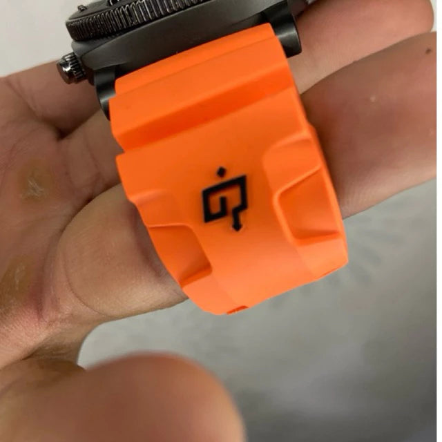 Relógio panerai submersible marina
